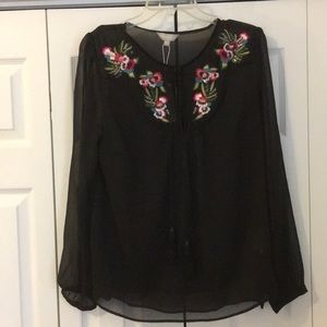 Anthology shirt with tassel tie front